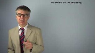 Halbwertszeit und Anfangsgeschwindigkeit bei Reaktionen erster und zweier Ordnung: Übungsaufgabe 34