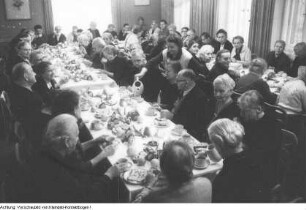 Volkssolidarität. Weihnachtsfeier für Veteranen, Dezember 1963