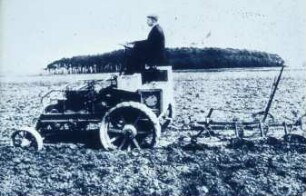 Fotografie: Traktor, Beetpflug