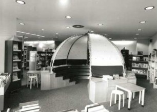 Hoyerswerda. Stadtbibliothek, Bonhoefferstraße 6/7. Kinderbibliothek