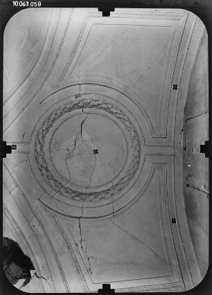 Steinthaleben-Rathsfeld. Jagdschloß (1698-1699, Erweiterung 1908. Stuckdecke