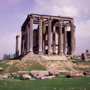 Çavdarhisar (antiker Name: Aizanoi). Zeustempel