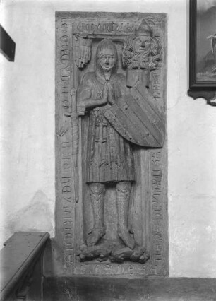 Grabplatte des Heinrich von Seinsheim