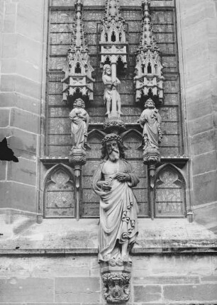 Schmerzensmann, Christus an der Martersäule und Darstellungen der Heiligen Petrus und Johannes