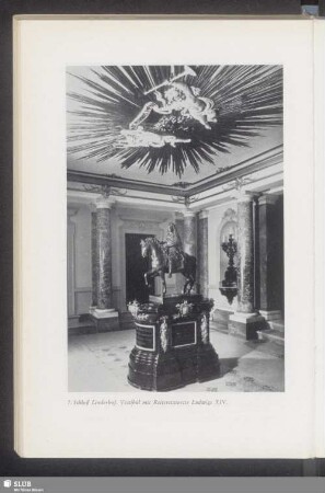 7. Schloß Linderhof. Vestibül mit Reiterstatuette Ludwigs XIV.