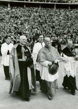 Schlussfeier des 75. Deutschen Katholikentages im Berliner Olympia-Stadion