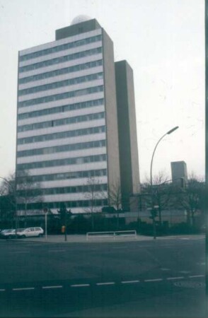 Berlin. Das Gebäude des Heinrich-Hertz-Institutes für Nachrichtentechnik