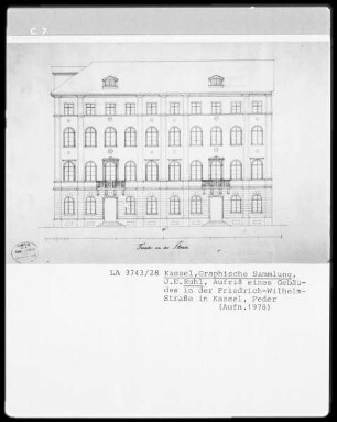 Kassel & Gebäude in der Friedrich-Wilhelmstraße