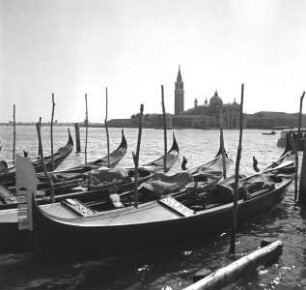 Gondeln im Bacino di San Marco