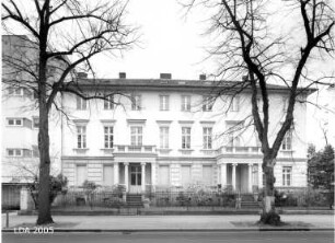 Wohnhaus & Seitenflügel; Berlin, Tempelhof-Schöneberg