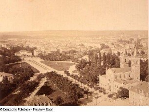 Dresden. Antonstadt : Dresden, Blick vom Turm der Dreikönigskirche über Bautzner Platz (seit 1871 Albertplatz) und St. Franziskus Xaverius auf die Äußere Neustadt