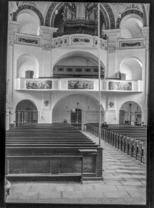 Kirche, Empore, Orgel