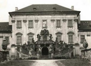 Schloss Troja