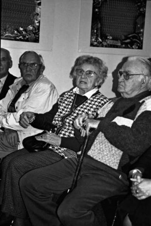 Ausstellungseröffnung "Mauer des Schweigens abtragen. Zwangsarbeiter/innen, Kriegsgefangene in Stormarn 1940-1947" in Reinbek: Publikum