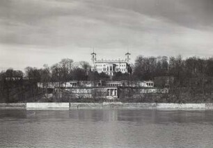 Schloss Albrechtsberg