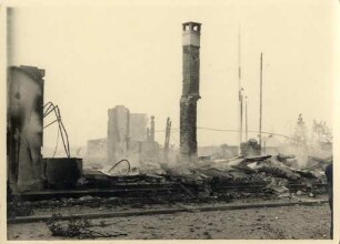 Zerstörungen Zweiter Weltkrieg - Luftangriff 2./3.09.1942. Ecke Ziegelstraße und Liststraße, Grünwinkel