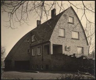 Wohnhaus Fritz Steinert, Krefeld: Perspektivische Vorderansicht