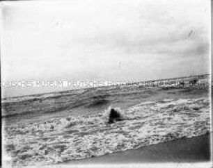 Mann im Meer