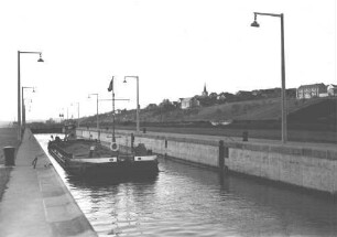 Schleuse Ottendorf/Main