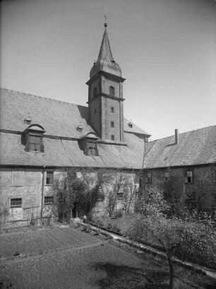 Katholische Kirche Sankt Maria und Sankt Georg & Ehemalige Klosterkirche