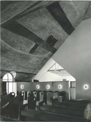 Gulbransson, Olaf Andreas; Taufkirchen / Vils; Johanneskirche - Blick zur Empore mit dem dahinterliegenden Gemeindesaal