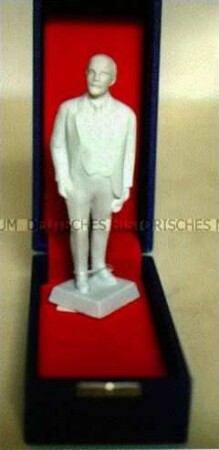 Lenin-Statuette im Etui