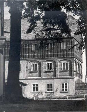 Wohnhaus in Crostwitz : Bauwesen - Exterieur. Ort: Chrósćicy / Crostwitz. Gebohltes Haus mit Gebälk