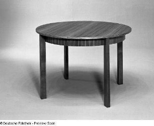 Runder Ausziehtisch (Modell T 101)