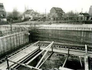 Hochstraße mit Kaiserleibrücke, 1963-1964