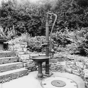Brunnen; Schlangenbad, Marktstraße