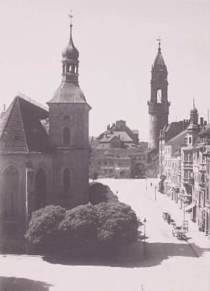 Bautzen, Blick von Osten zum Kornmarkt mit Liebfrauenkirche und Reichenturm