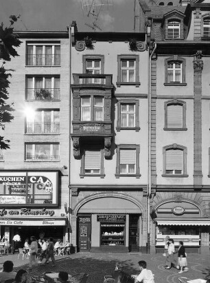 Haus zum roten Kopf (Mietshaus); Frankfurt, Neue Kräme 8
