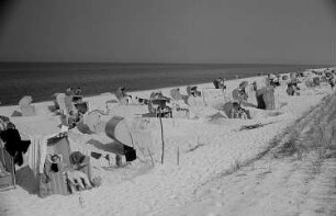 Badegäste am Prerower Strand