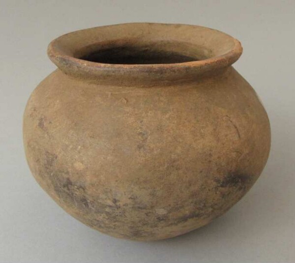 Clay vessel