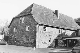 Ehemaliger Remisenbau (Wohnhaus); Gelnhausen, Hanauer Landstraße 6, Hanauer Landstraße 10a