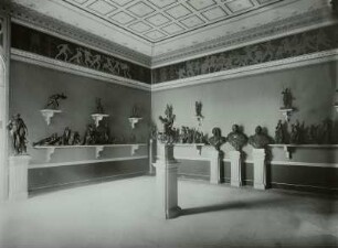 Dresden. Japanisches Palais. Saal 11, Antikensammlung, Saal der modernen Bronzen, Raumgestaltung von Gottfried Semper