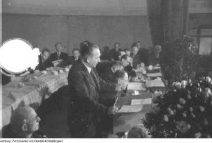 Dresden, Tolkewitz. II. Landesparteitag der SPD Sachsen in "Donaths Neuer Welt", Max Fechner, 6. April 1946