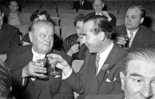 Freiburg: Palast Lichtspiele, "Prost", Wald und Daub