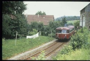 nach Straßenübergang nach Kirchheim