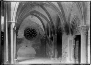 Kloster Maulbronn Kreuzgang Ansicht Ostflügel nördlicher Teil von Süden