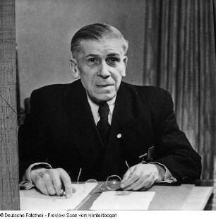 Porträt; Otto Buchwitz