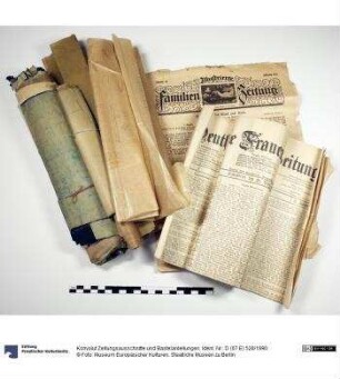 Konvolut Zeitungsausschnitte und Bastelanleitungen