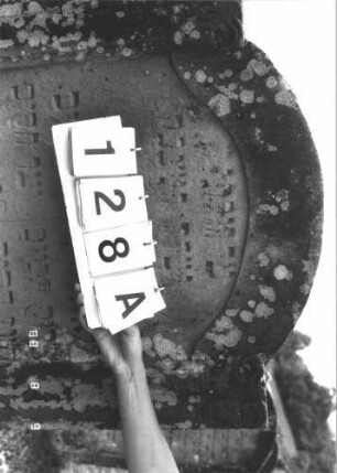 Grabstein 128A