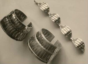 Armreif aus Silber von Hilde Vollers