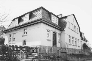 Alte Schule; Linsengericht, Hinterm Born 1