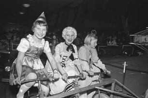 Kinderkostümball des Festausschusses Karlsruher Fastnacht in der Stadthalle.