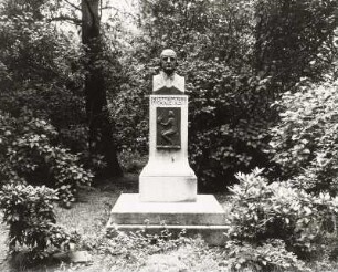 Denkmal für den Komponisten Franz Abt (1819-1885)