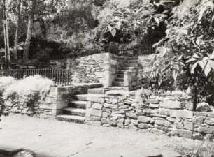 Mobschatz-Podemus, Zschonergrund 2. Zschoner Mühle. Weinberg, Treppe und Mauern, Terrassenplätze