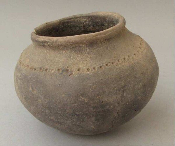 Clay vessel