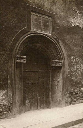 Freiberg, Domgasse 6. Wohnhaus (1. Hälfte 16. Jahrhundert) mit kirchlichen Gemeinderäumen. Portal